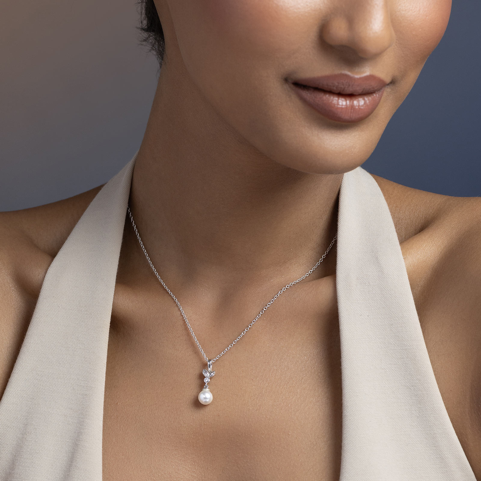 Crystalline Pearl 925 Silver Diamond Necklace Crystalline Pearl 925 Silver Diamond Necklace