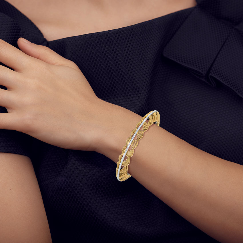 Diamond Bangles 18 Karat Yellow Gold Eros Multi Stepped Diamond Bangle