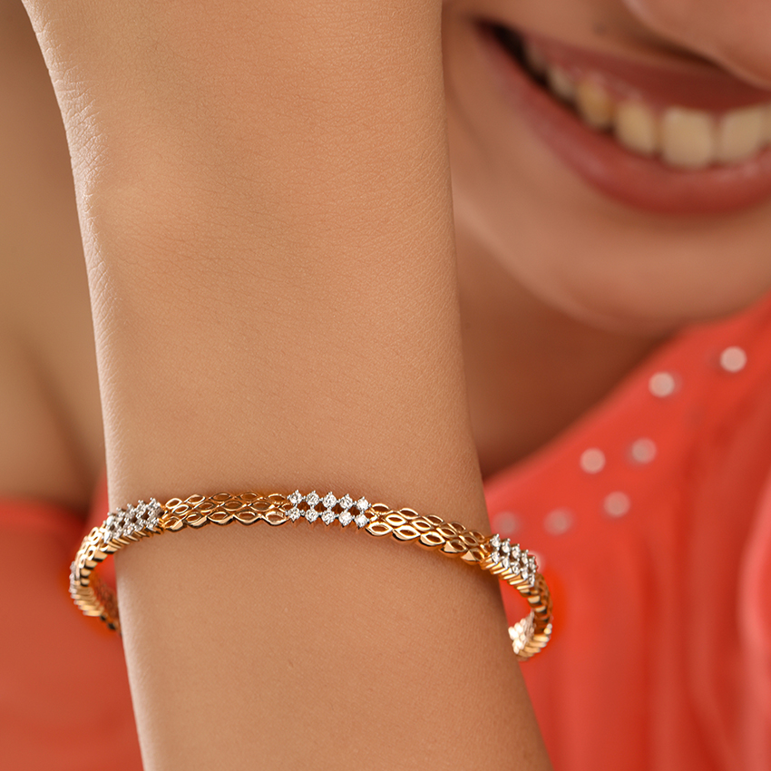 Diamond Bangles 18 Karat Rose Gold Naira Stunning Diamond Bangle
