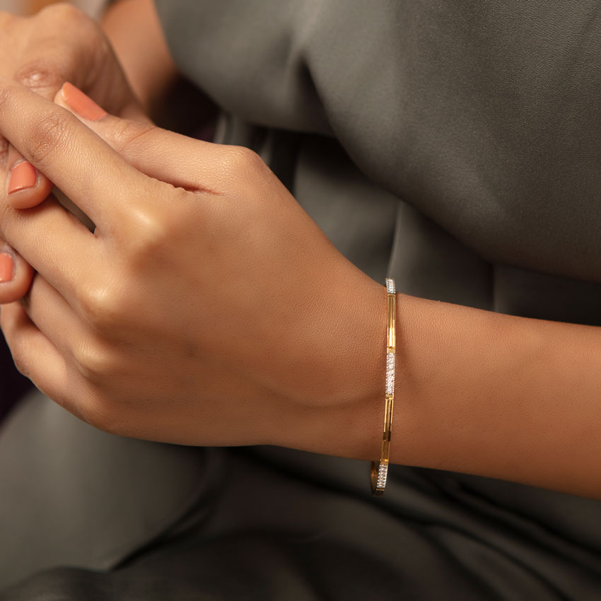 Glistening Diamond Bangle