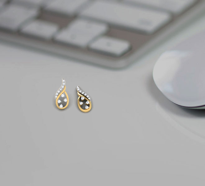 Diamond Earrings 18 Karat Yellow Gold Glistening Dew Diamond Drop Earrings