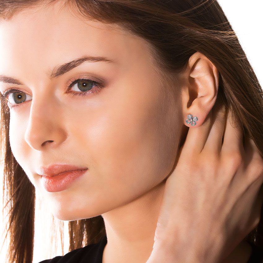 Two Petal Mismatched Diamond Stud Earrings Two Petal Mismatched Diamond Stud Earrings