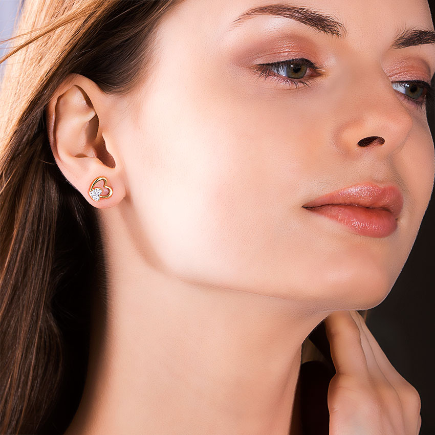 Diamond Earrings 18 Karat Yellow Gold Heart & Heart Mismatched Diamond Stud Earrings