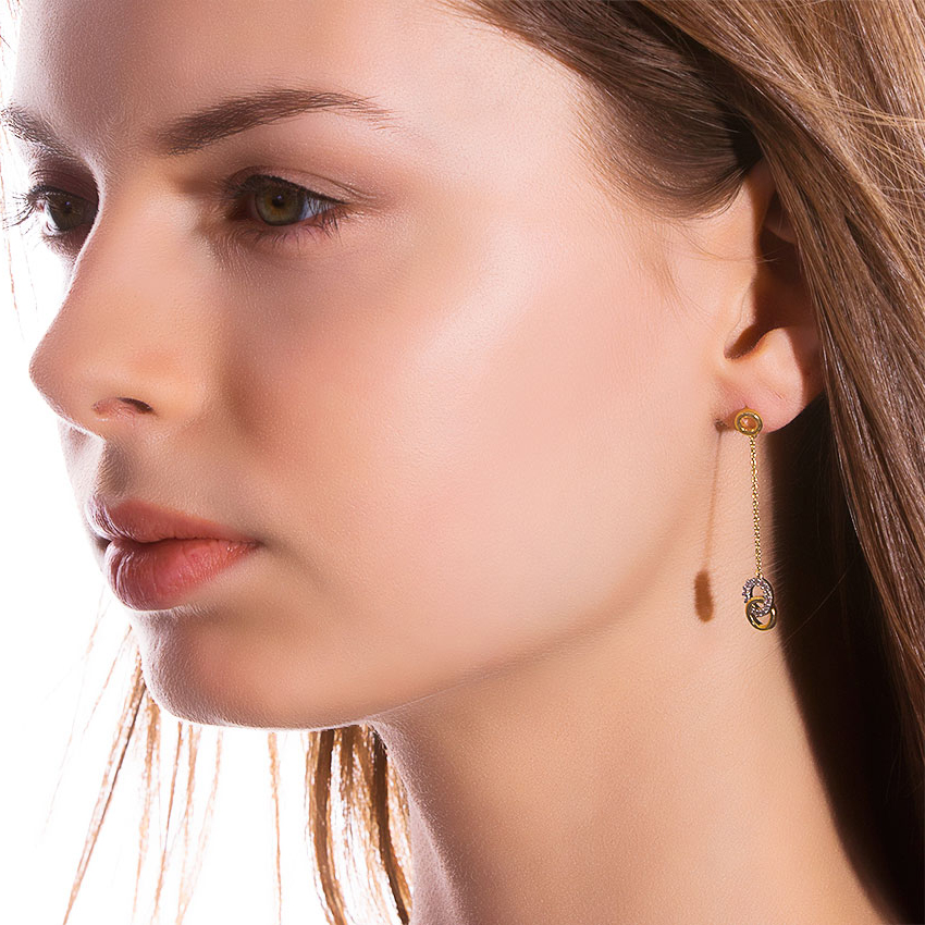 O & O Mismatched Diamond Mismatched Earrings