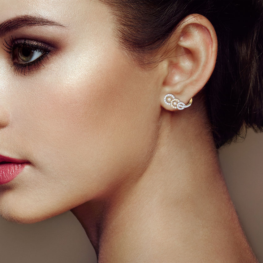 Loops Hug Diamond Ear Cuffs