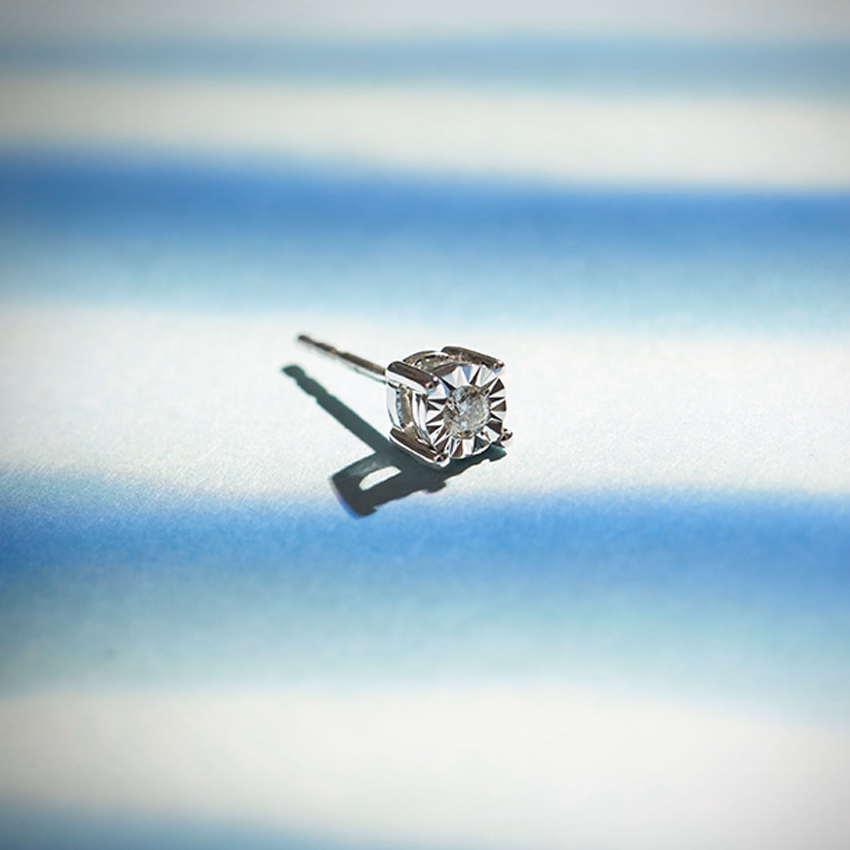 Diamond Earrings 14 Karat Yellow Gold Mark Diamond Ear Stud for Men