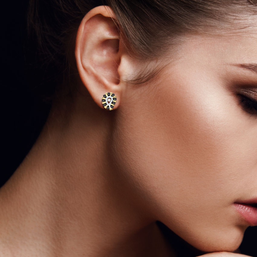 Diamond Earrings 18 Karat Yellow Gold Adhira Diamond Stud Earrings