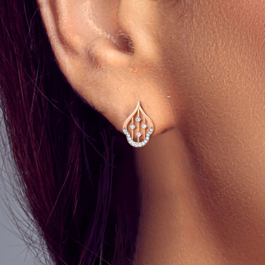 Contour Lattice Diamond Stud Earrings