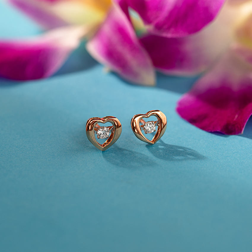 Doris Heartbeat Diamond Stud Earrings