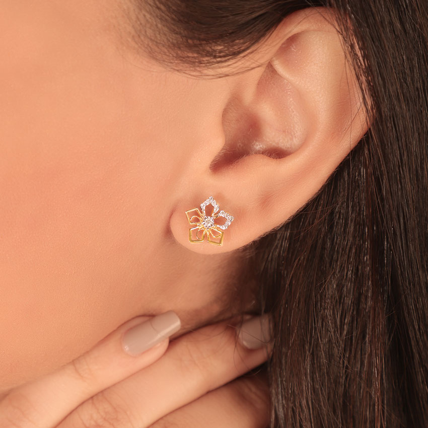 Stark Bloom Diamond Stud Earrings