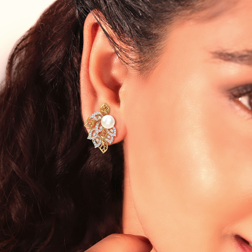 Diamond,Gemstone Earrings 18 Karat Yellow Gold Fascinating Bloom Pearl Stud Earrings