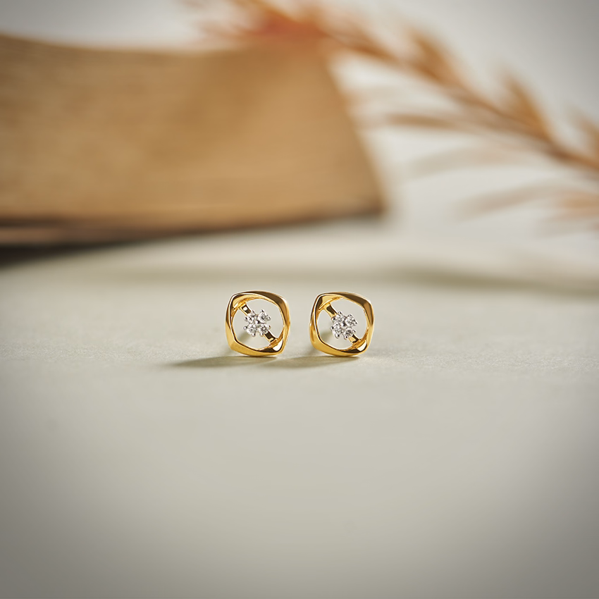 Diamond Earrings 14 Karat Yellow Gold Gleaming Quad Diamond Stud Earrings