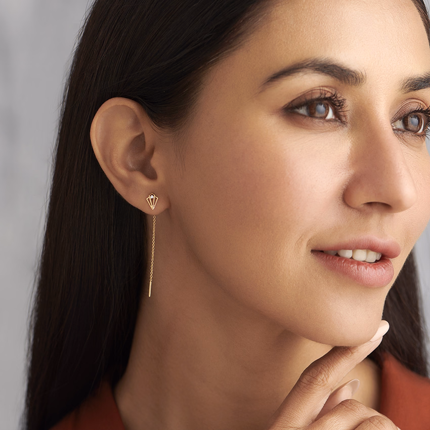 Diamond Earrings 14 Karat Yellow Gold Diamond Blink Sui Dhaga Earrings