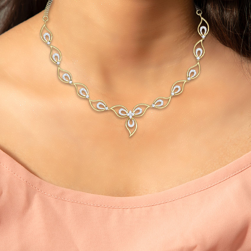 Amaryllis Diamond Necklace Amaryllis Diamond Necklace