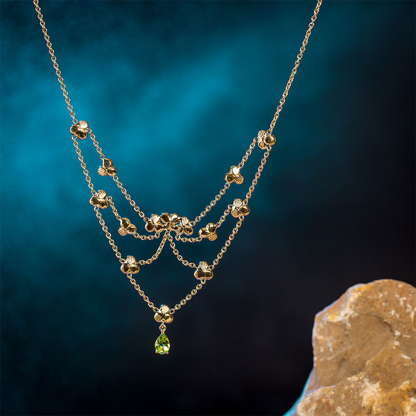 Linked Bloom Necklace