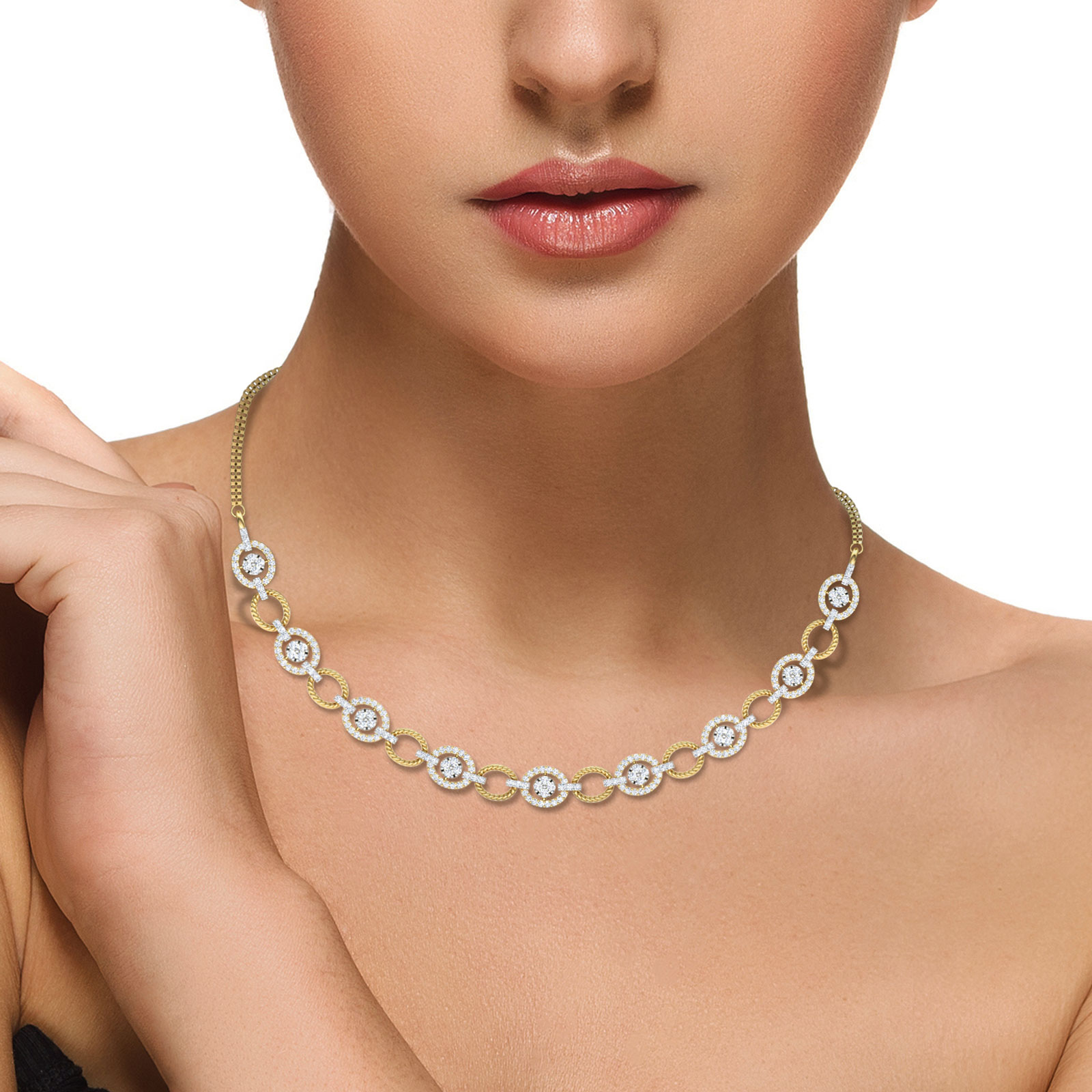 Modish Halo Diamond Necklace Modish Halo Diamond Necklace