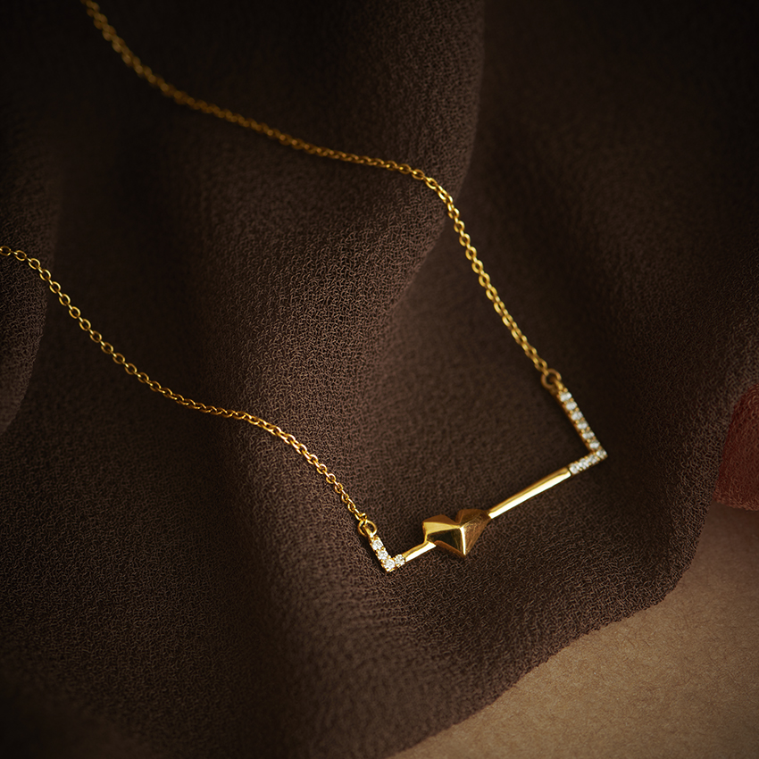 Diamond Necklaces 18 Karat Yellow Gold Edgy Love Diamond Necklace