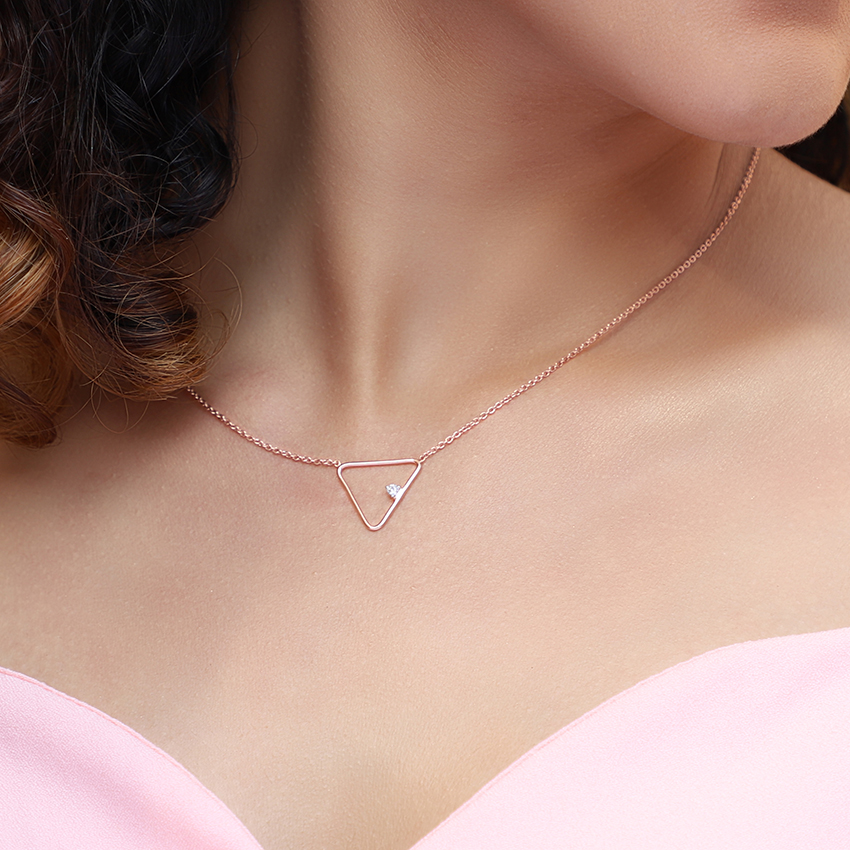 Minimalistic Trigon Diamond Necklace