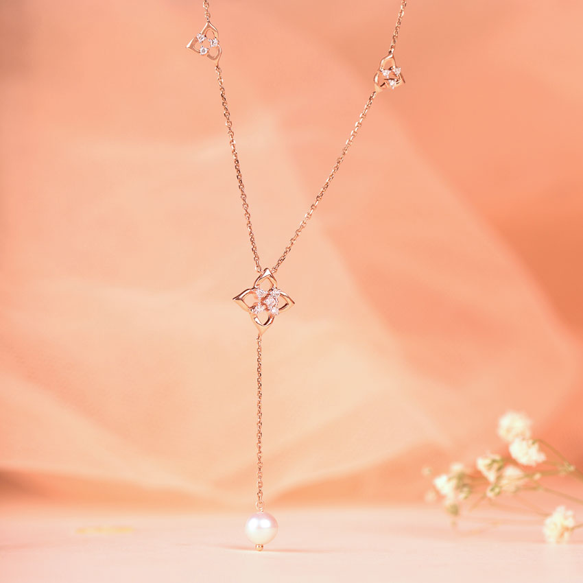 Clara Lariat Pearl Necklace