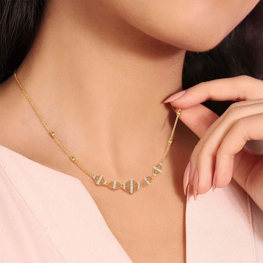 Lisa Lattice Diamond Necklace