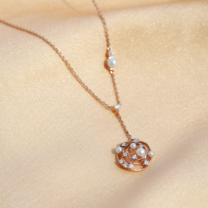 Echo Pearl Necklace
