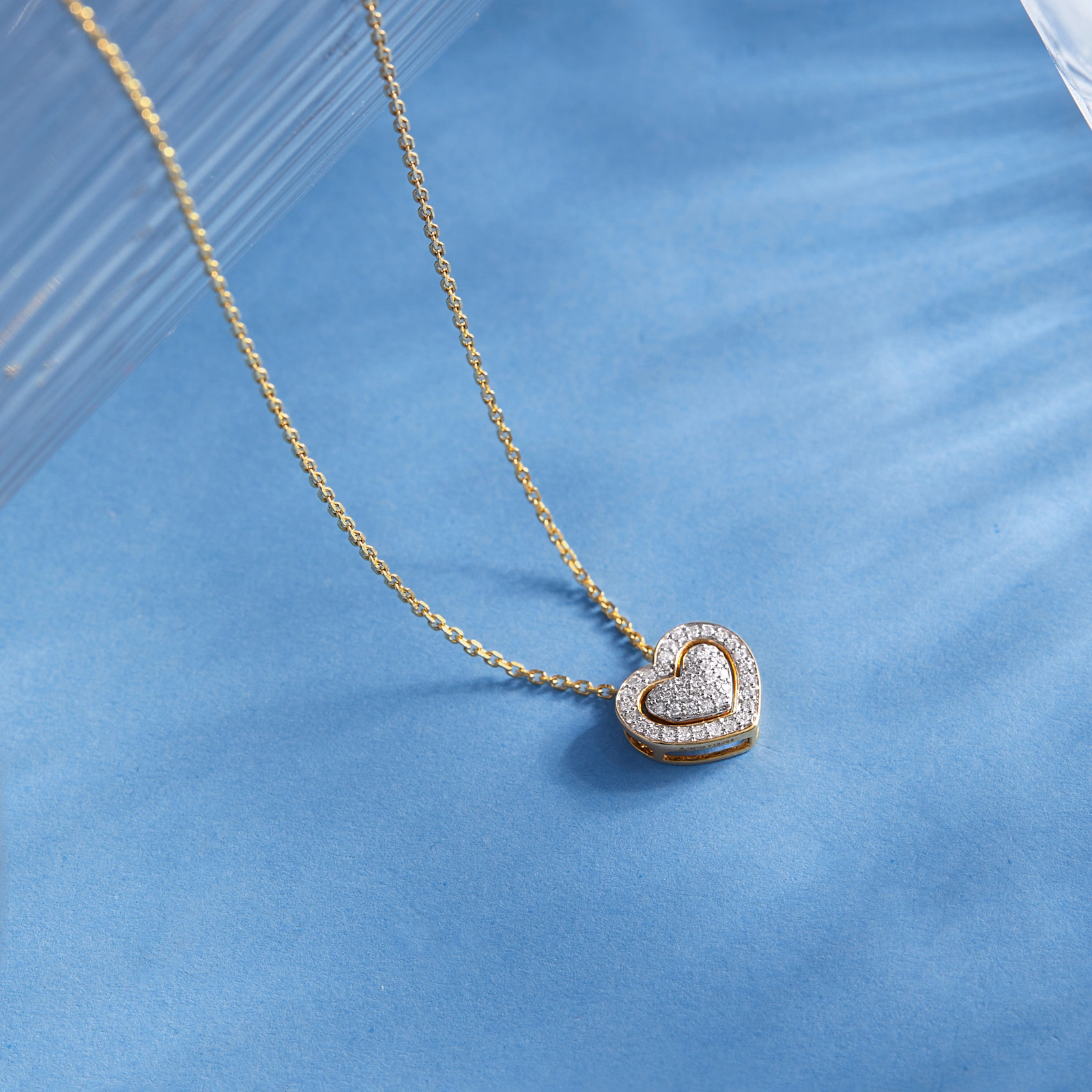 Diamond Necklaces 14 Karat White Gold Tyra Heart Necklace