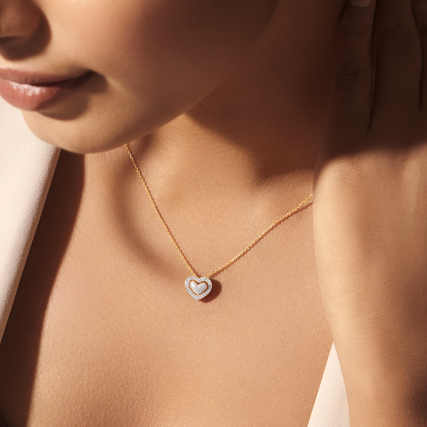 Diamond Necklaces 14 Karat White Gold Tyra Heart Necklace