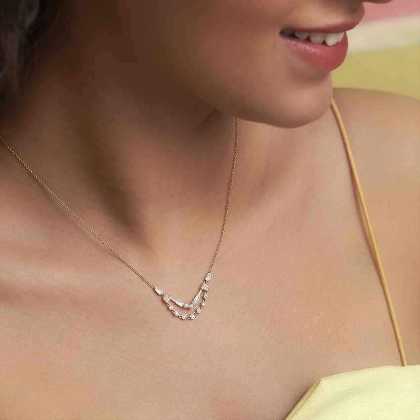 Vashie Diamond Necklace