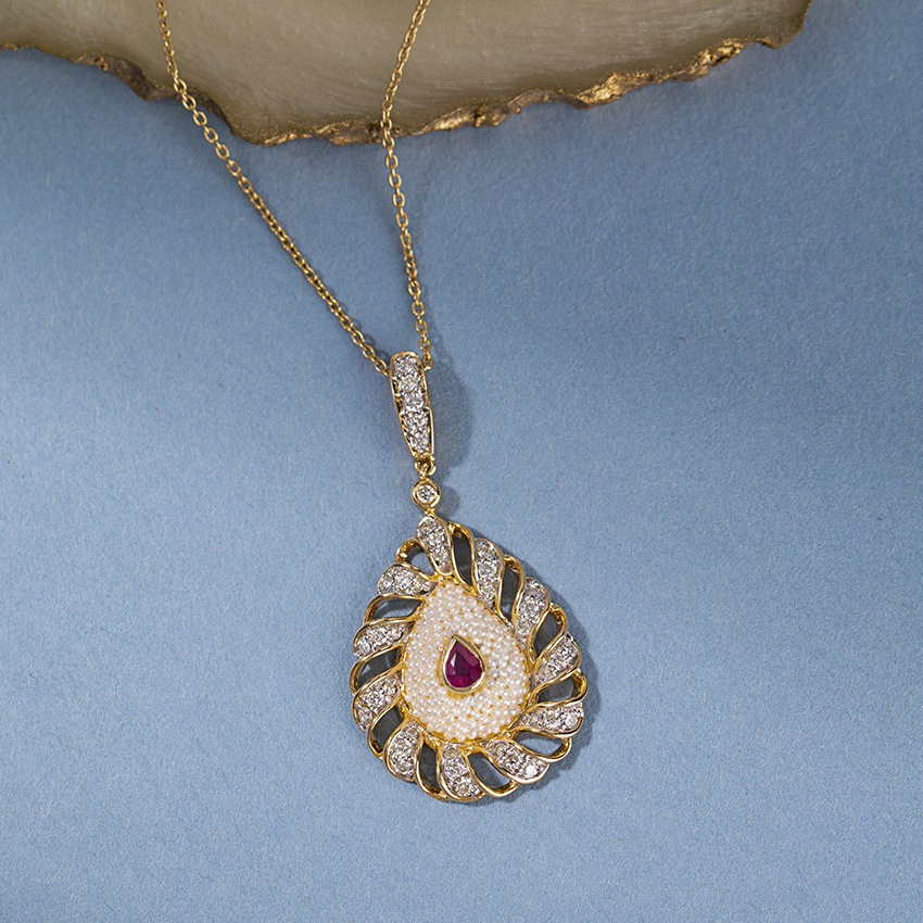 Arezoo Diamond Necklace