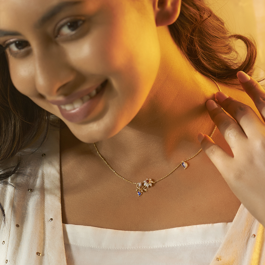 Kavelia Elegant Diamond Necklace Kavelia Elegant Diamond Necklace