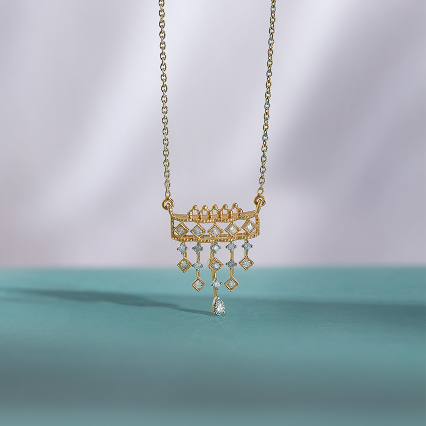 Diamond Necklaces 14 Karat Yellow Gold Corina Regal Diamond Necklace