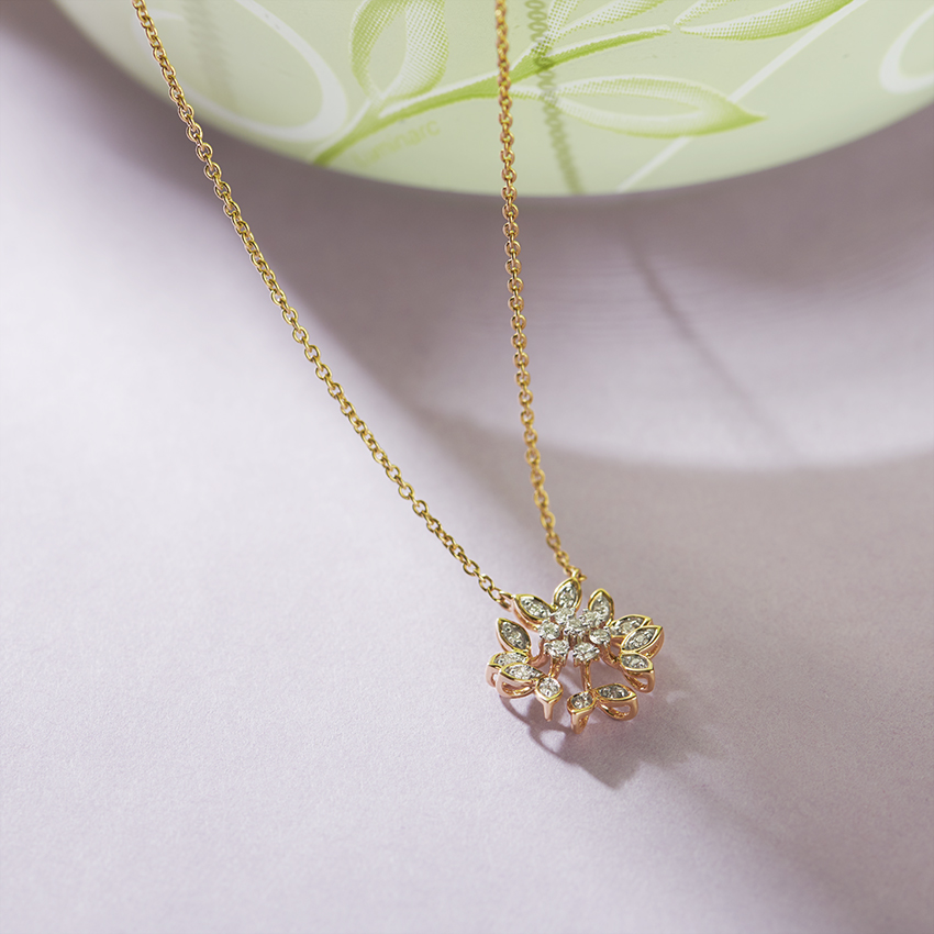 Diamond Necklaces 14 Karat Yellow Gold Florelle Diamond Necklace