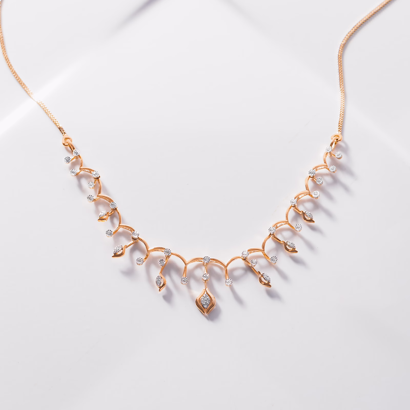 Diamond Necklaces 14 Karat Yellow Gold Dazzle Reign Diamond Necklace