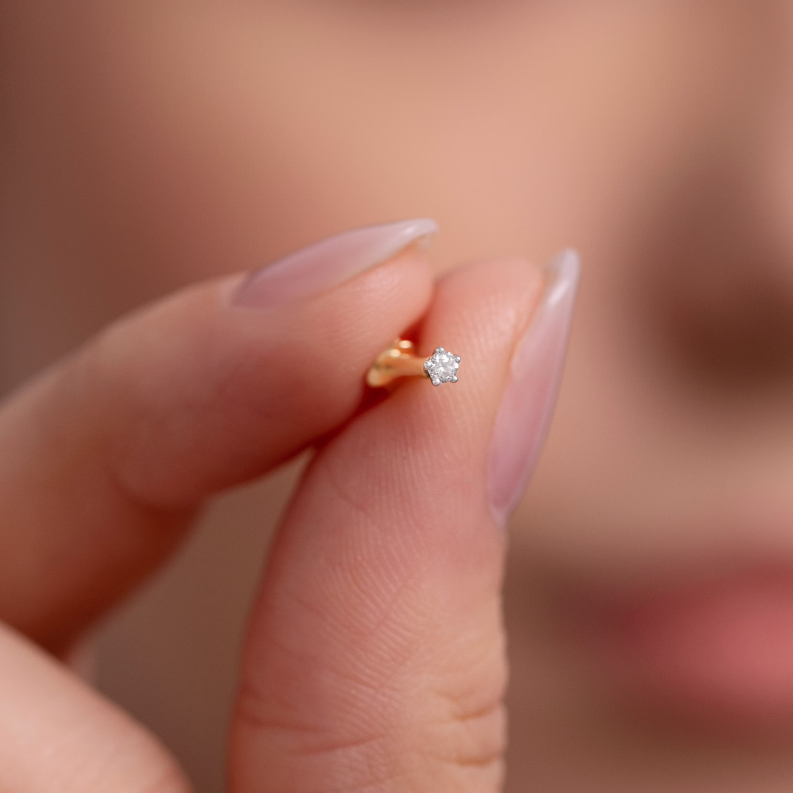 Diamond Nose pin 18 Karat Yellow Gold Ishika Diamond Nose Pin
