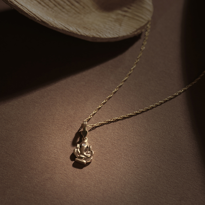 Diamond Pendants 18 Karat Yellow Gold Classic Ganesha Diamond Pendant
