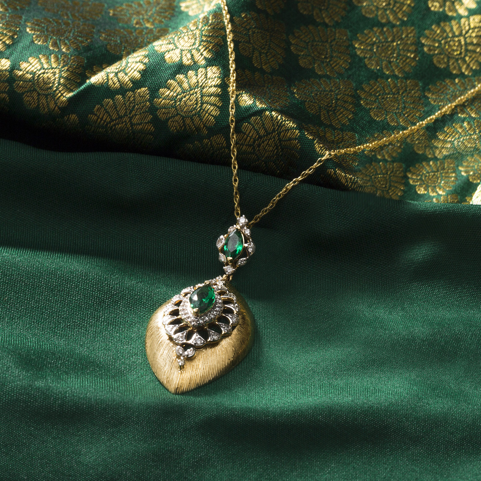 Marquise Brocade Pendant