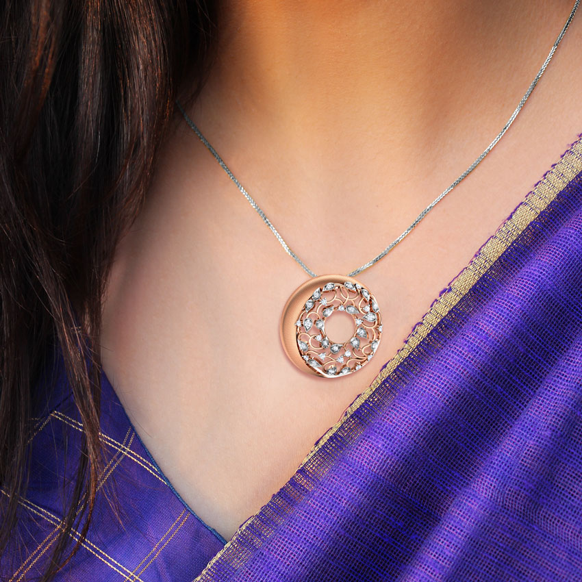 Circular Filigree Brocade Pendant
