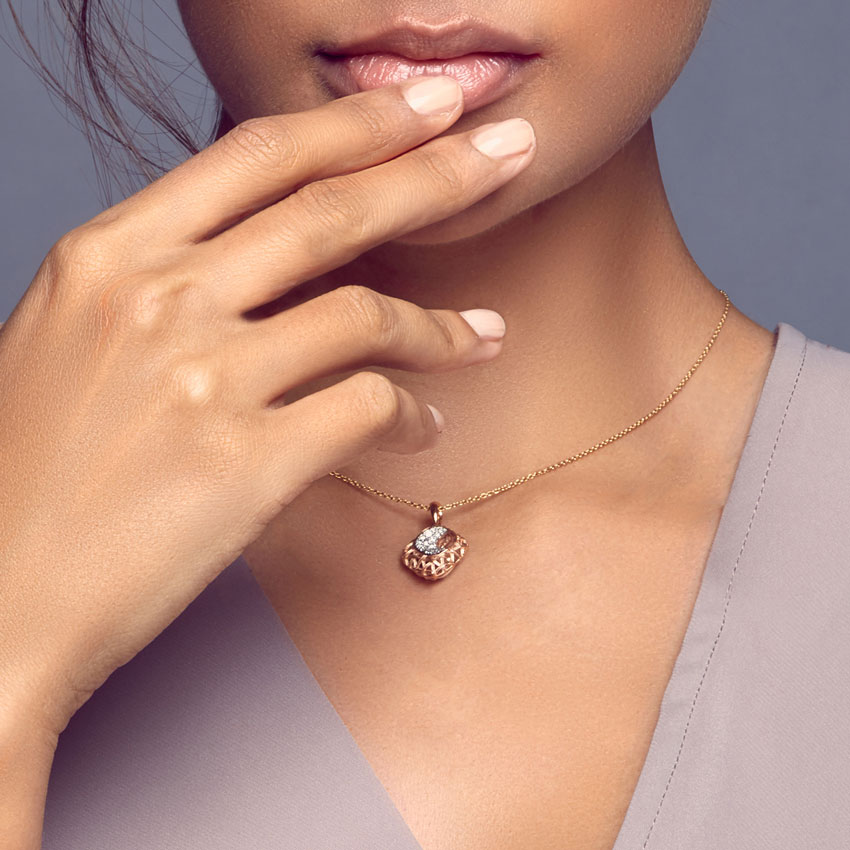 Modish Interlaced Diamond Pendant Modish Interlaced Diamond Pendant