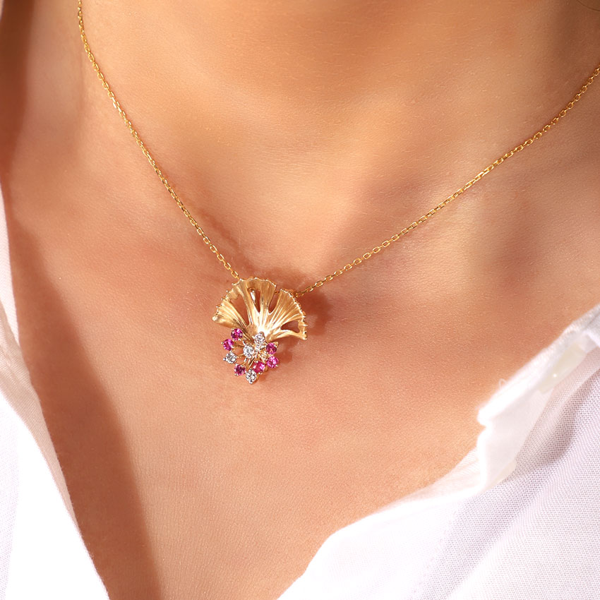 Artistic Ginkgo Gemstone Pendant Artistic Ginkgo Gemstone Pendant