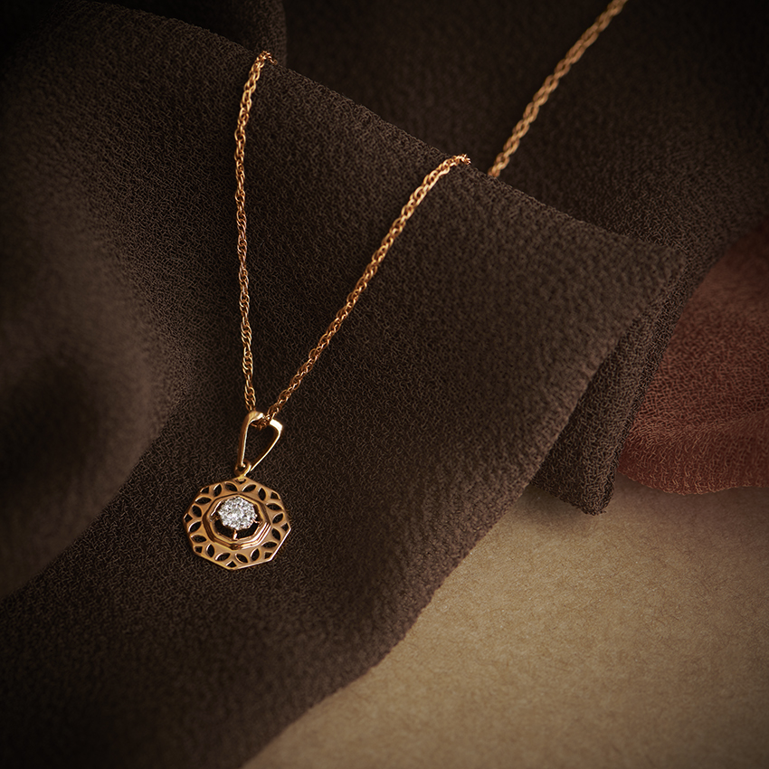 Ornate Cluster Diamond Pendant