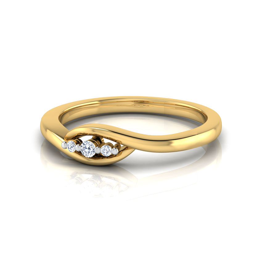 Lucia 3 Stone Diamond Ring Lucia 3 Stone Diamond Ring