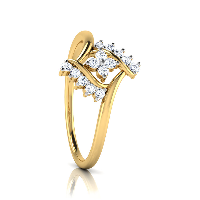 Vinca Collateral Diamond Ring Vinca Collateral Diamond Ring