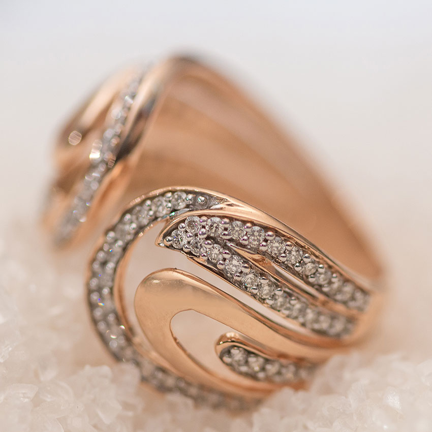 Crescent Fashion Diamond Ring Crescent Fashion Diamond Ring