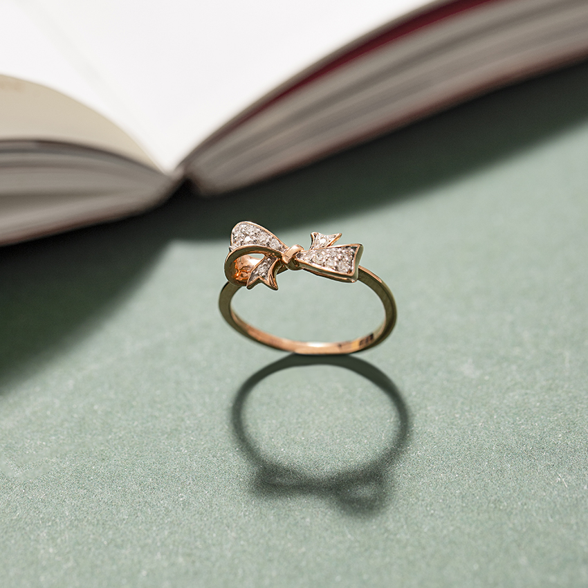 Elegant Bow Diamond Ring
