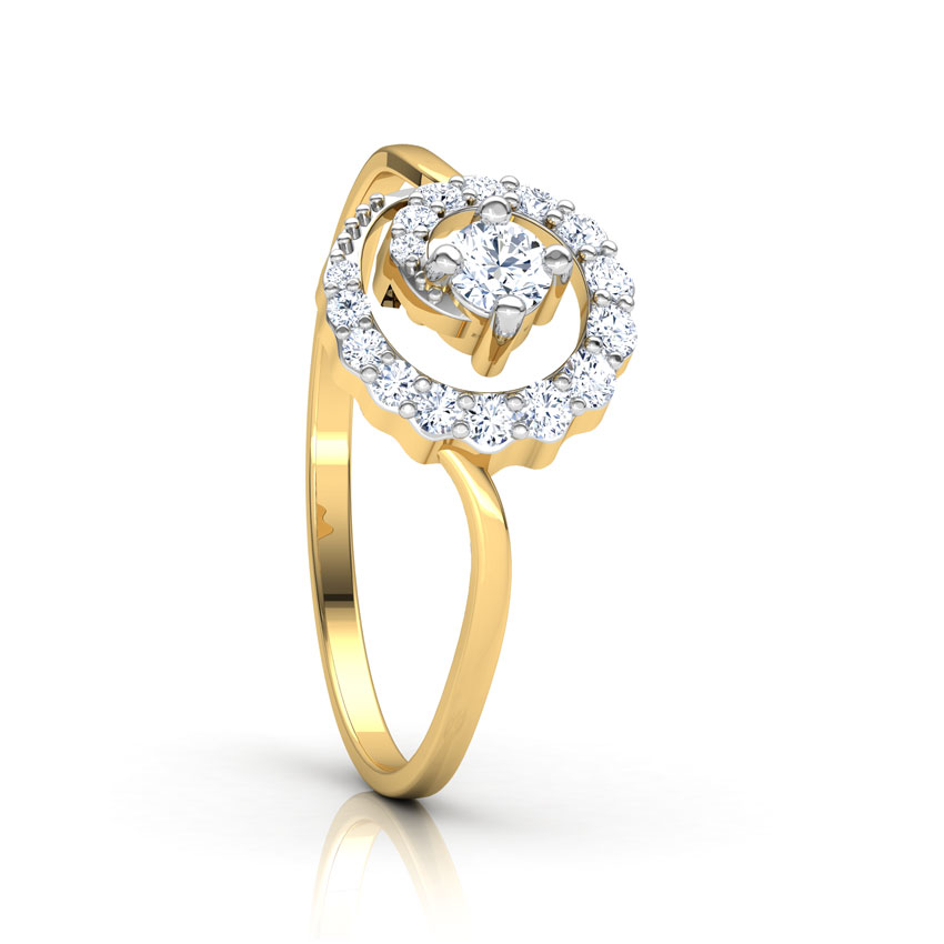 Star in Swirl Ring Star in Swirl Ring