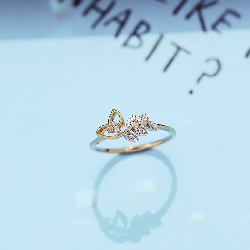 Diamond Rings 18 Karat Yellow Gold Classic Leaves Diamond Ring