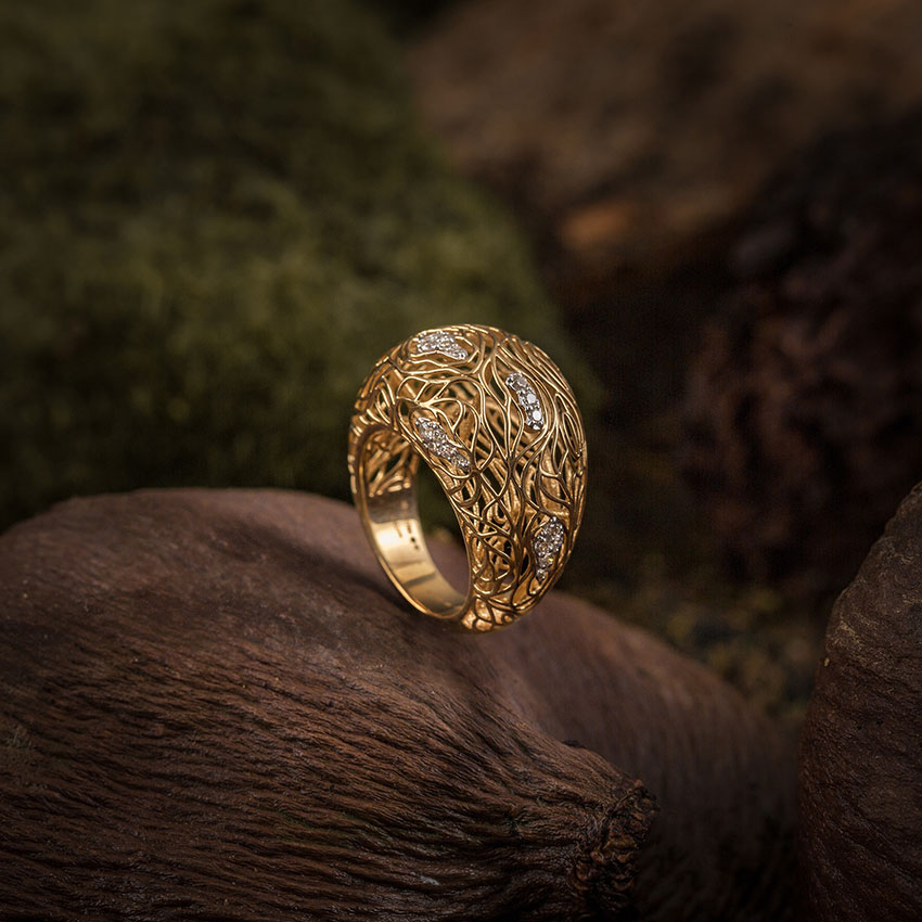 Bhoma Wood Grain Ring