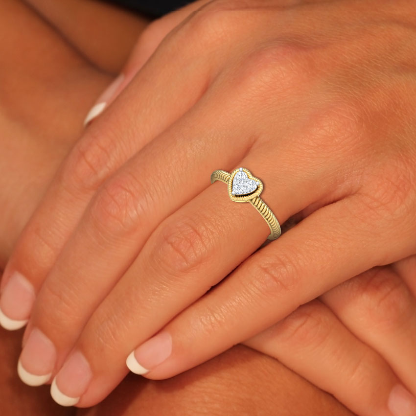 Charming Heart Promise Diamond Ring Charming Heart Promise Diamond Ring