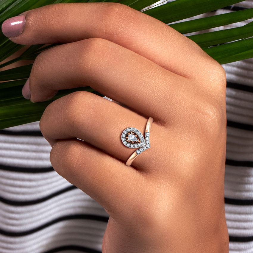 Glowing Drop Promise Diamond Ring Glowing Drop Promise Diamond Ring