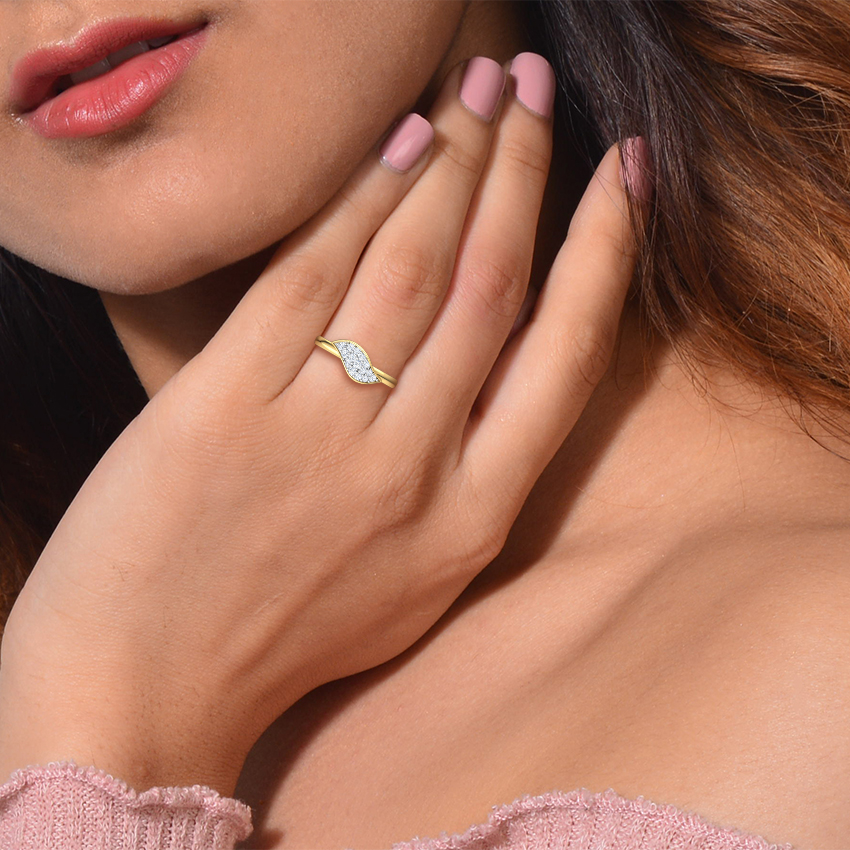 Minimalistic Arch Diamond Ring Minimalistic Arch Diamond Ring